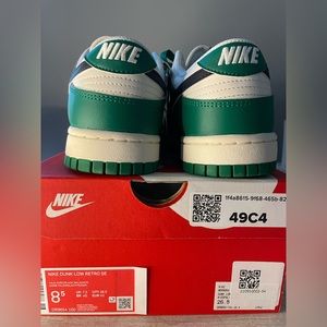 Nike Malachite Dunks- brand new.